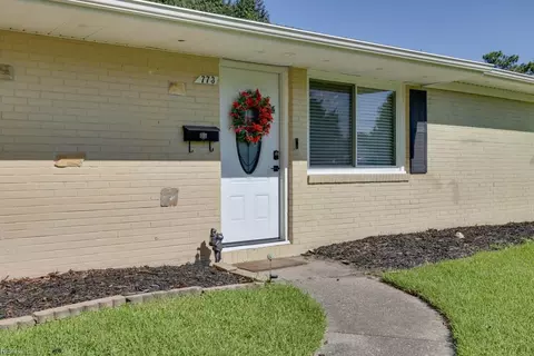 773 Olivieri Ln, Virginia Beach, VA 23455