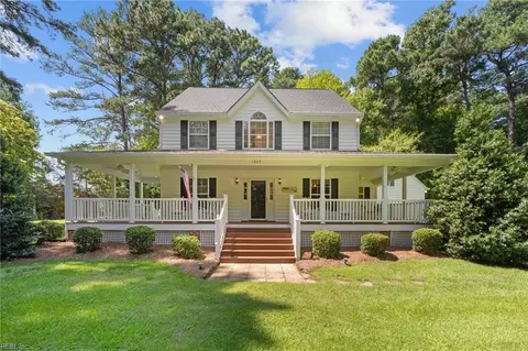 1625 Adams Dr W, Suffolk, VA 23436