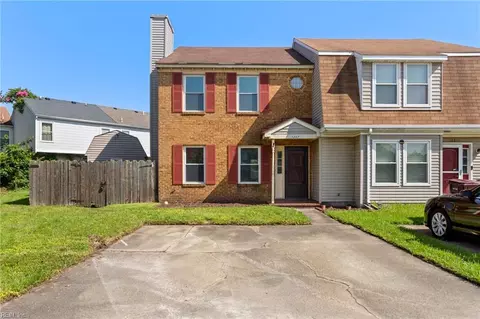 1207 Basswood Ct, Chesapeake, VA 23320