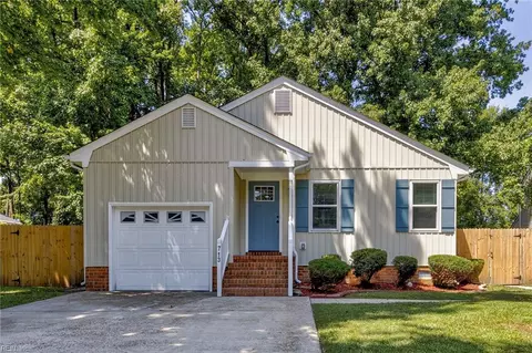 713 Cason Ln, Virginia Beach, VA 23462