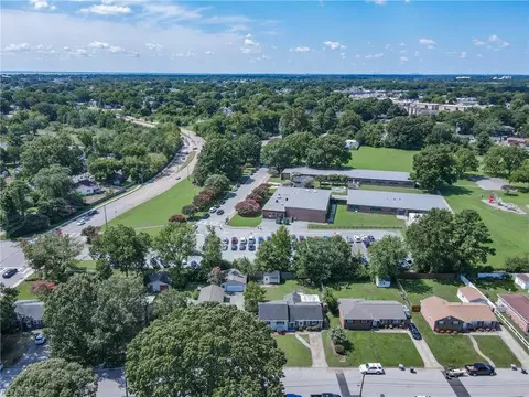 View/Area - 76 Longwood Dr, Hampton, VA 23669 photo 3 of 5