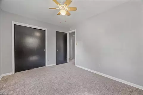 Bedroom - 76 Longwood Dr, Hampton, VA 23669 photo 2 of 4