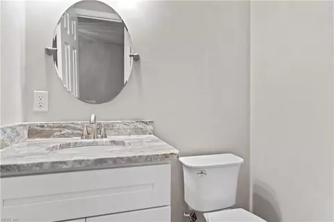 Bath - 410 Atlantic Ave #A, Hampton, VA 23664 photo 1 of 3