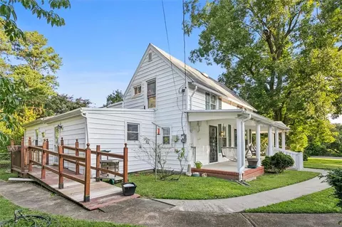 Exterior - 41 Orchard Ave, Hampton, VA 23661 photo 4 of 4