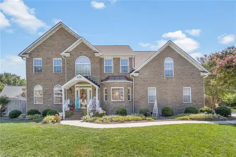 429 Chandler Dr, Chesapeake, VA 23322