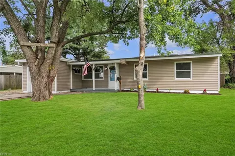1848 Karen Ln, Virginia Beach, VA 23454