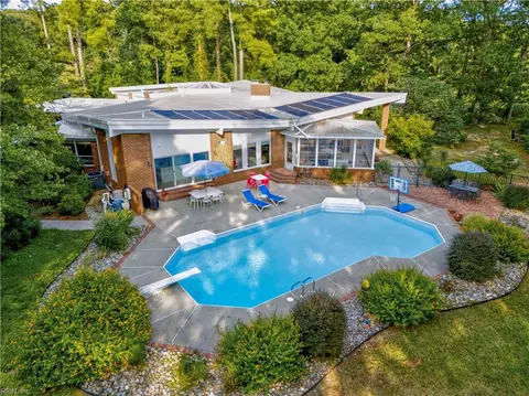 2509 Early Ct, Virginia Beach, VA 23454
