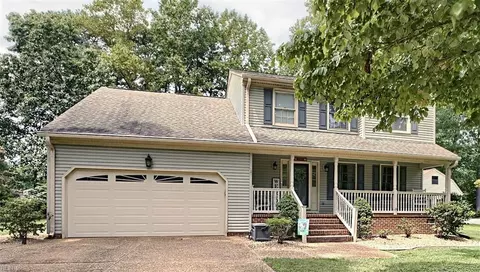 403 W Woodland Dr, Yorktown, VA 23692