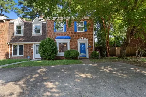 38 King George Quay Quay, Chesapeake, VA 23325