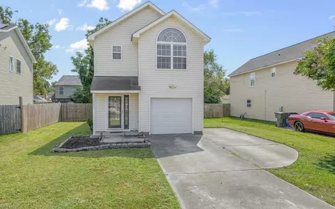 1404 Marsh St, Norfolk, VA 23523
