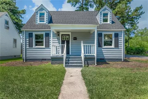 819 Wright Ave, Chesapeake, VA 23324