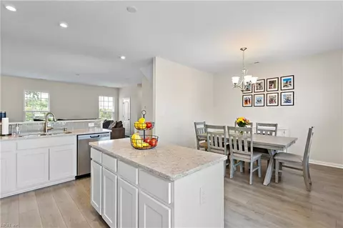 104 Runnel St, Hampton, VA 23666 photo 3