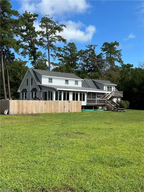 748 Wolf Trap Ln, Onemo, VA 23130