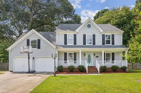 813 Beckley Ln, Chesapeake, VA 23322