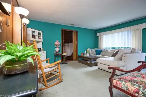 1804 Rowlock Rd, Chesapeake, VA 23321 photo 5