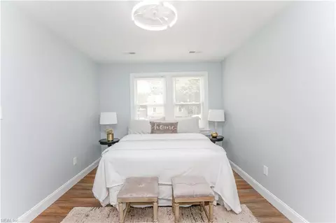 Bedroom - 411 Shenandoah Rd, Hampton, VA 23661 photo 1 of 7
