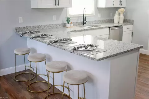 Kitchen - 411 Shenandoah Rd, Hampton, VA 23661 photo 2 of 8