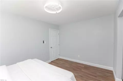 Bedroom - 411 Shenandoah Rd, Hampton, VA 23661 photo 4 of 7