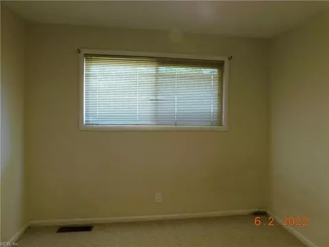 1020 E Leicester Ave, Norfolk, VA 23503 photo 17