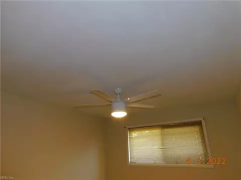 1020 E Leicester Ave, Norfolk, VA 23503 photo 18