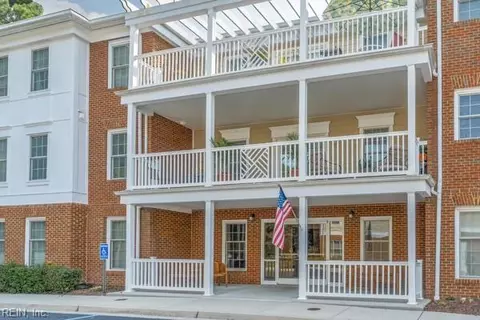 140 Springer Ln # 226, Chesapeake, VA 23320