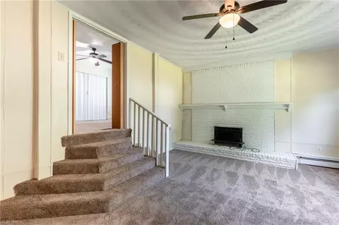 1082 Johnstons Rd, Norfolk, VA 23513 photo 15
