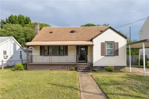 1082 Johnstons Rd, Norfolk, VA 23513