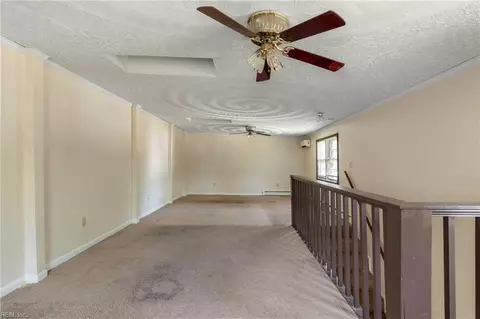 1082 Johnstons Rd, Norfolk, VA 23513 photo 20