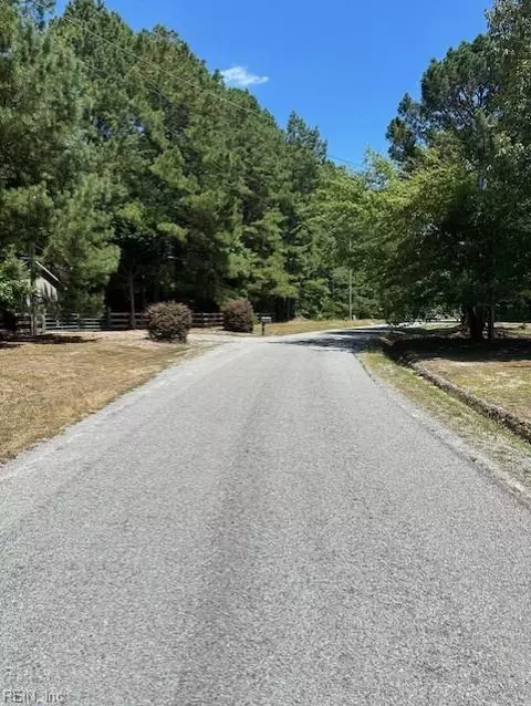 17 Guy Place Rd, Southampton County, VA 23837