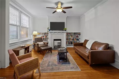 812 Stockley Gdns #7, Norfolk, VA 23507
