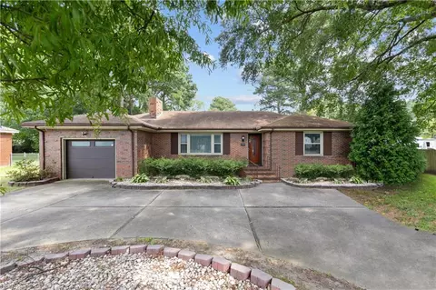2305 Dock Landing Rd, Chesapeake, VA 23321