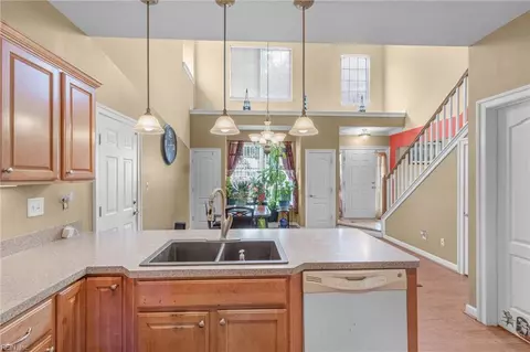Entry Way - 4307 Oneford Pl, Chesapeake, VA 23321 photo 5 of 8