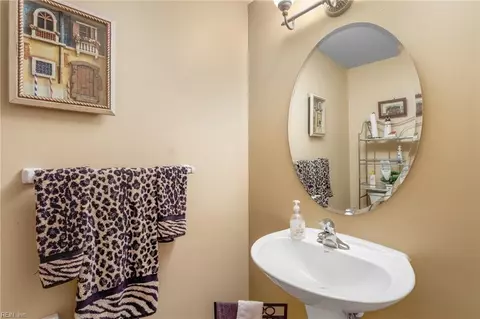Bath - 4307 Oneford Pl, Chesapeake, VA 23321 photo 1 of 5