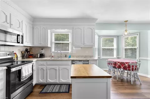 Kitchen - 3405 Cloud Nine Ct, Chesapeake, VA 23323 photo 1 of 3