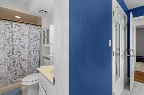Bath - 3405 Cloud Nine Ct, Chesapeake, VA 23323 photo 2 of 2