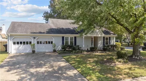 1940 Beethoven Dr, Virginia Beach, VA 23454