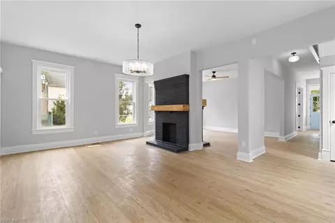 Living - 241 W 36th St, Norfolk, VA 23504 photo 6 of 7