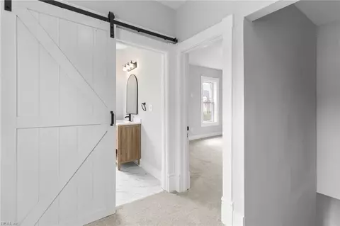 Entry Way - 241 W 36th St, Norfolk, VA 23504 photo 11 of 11