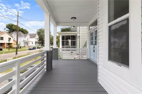 Exterior - 241 W 36th St, Norfolk, VA 23504 photo 6 of 9