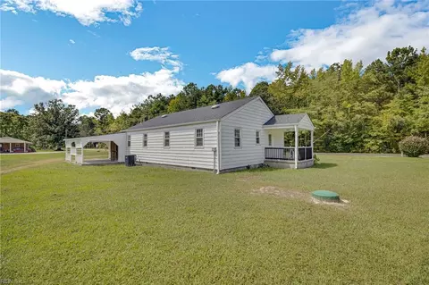2942 Golden Hill Rd, Elberon, VA 23846