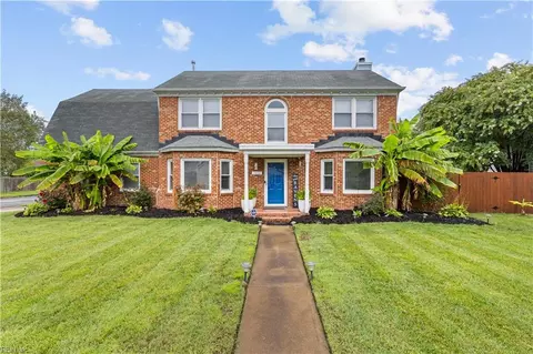 1400 New Mill Dr, Chesapeake, VA 23322