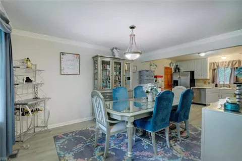 Dining - 16 Alexander Dr, Hampton, VA 23664 photo 1 of 3