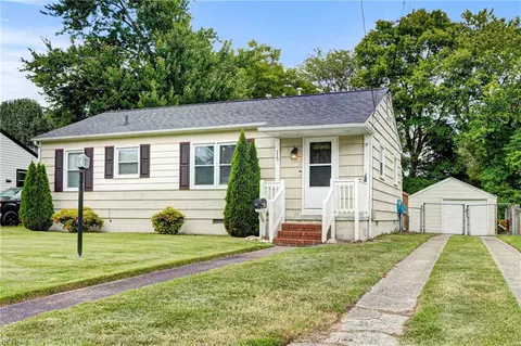 115 Gumwood Dr, Hampton, VA 23666