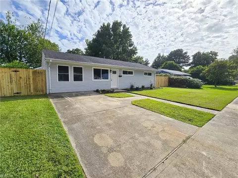 405 Cabot St, Portsmouth, VA 23702