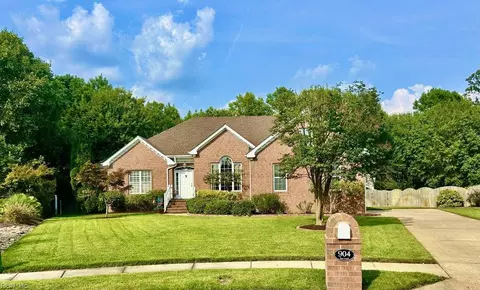 904 Star Ct, Chesapeake, VA 23322