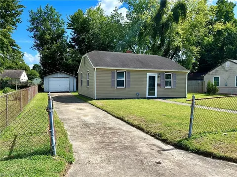 2720 Rosalee Dr, Hampton, VA 23661