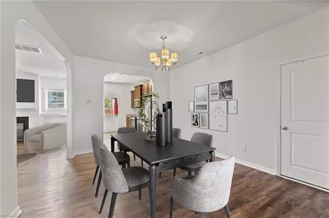 Dining - 607 Amick Rd, Chesapeake, VA 23325 photo 1 of 1