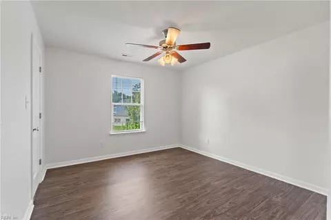 Bedroom - 607 Amick Rd, Chesapeake, VA 23325 photo 2 of 5