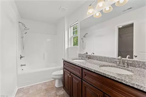 Bath - 607 Amick Rd, Chesapeake, VA 23325 photo 3 of 3