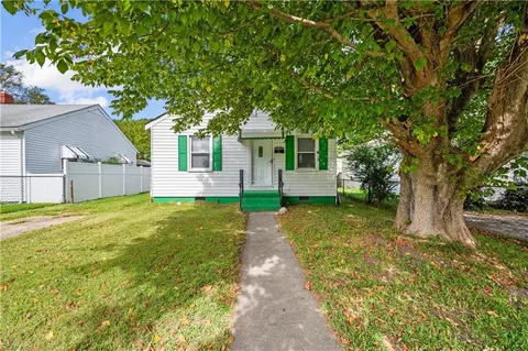834 Partridge Ave, Chesapeake, VA 23324